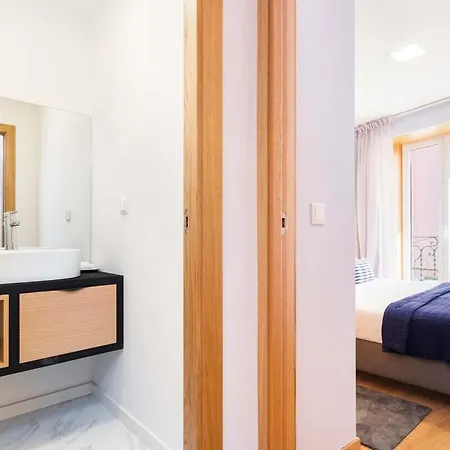 Perfect Cool With Ac, 2 Bedrooms 2 Bathrooms * Lisboa